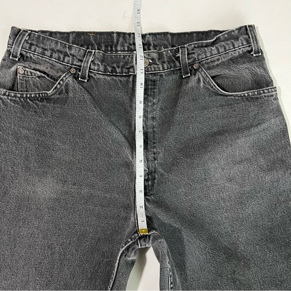 Levi’s 550 Vintage Jeans - Picture 5 of 10